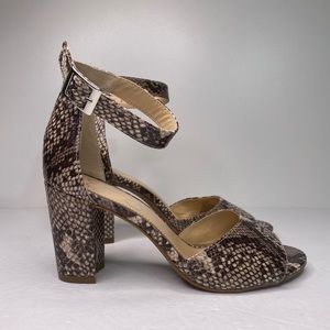 Jessica Simpson Sherron Sandals size 6 NWOT